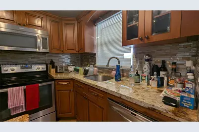 6001 Shakerwood Cir #205, Tamarac, FL 33319 - Photo 8
