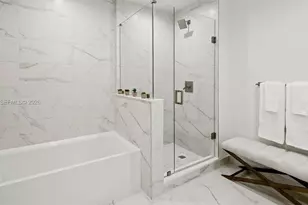 101 Diplomat Pkwy, Hallandale Beach, FL 33009 - Photo 20