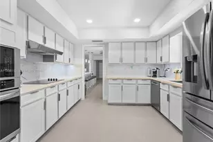16400 SW 80th Ave, Palmetto Bay, FL 33157 - Photo 8