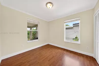 6881 SW 27th St, Miami, FL 33155 - Photo 16
