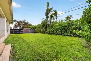 6881 SW 27th St, Miami, FL 33155 - Photo 20