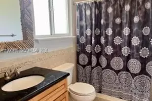 4 Transylvania Ave, Key Largo, FL 33037 - Photo 10