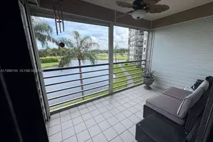 1200 St Charles Pl, Pembroke Pines, FL 33026 - Photo 20