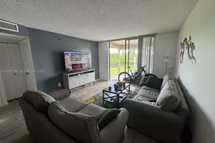 1200 St Charles Pl, Pembroke Pines, FL 33026 - Photo 2