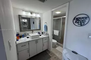 1200 St Charles Pl, Pembroke Pines, FL 33026 - Photo 10