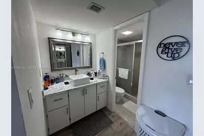 1200 Saint Charles Pl #321, Pembroke Pines, FL 33026 - Photo 8