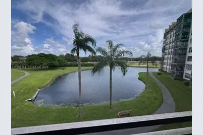 1200 Saint Charles Pl #321, Pembroke Pines, FL 33026 - Photo 22