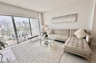 500 Bayview Dr, Sunny Isles Beach, FL 33160 - Photo 4