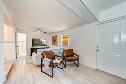 1164 NW 45th Ave, Lauderhill, FL 33313 - Photo 10