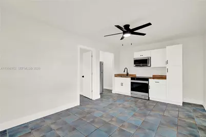 105 NW 7th Ave, Homestead, FL 33030 - Photo 10