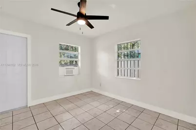 105 NW 7th Ave, Homestead, FL 33030 - Photo 16