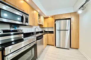 20515 E Country Club Dr, Aventura, FL 33180 - Photo 4