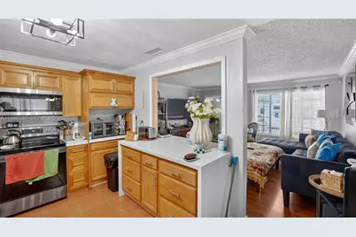 10420 NW 35th Pl, Miami, FL 33147 - Photo 14