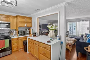 10420 NW 35th Pl, Miami, FL 33147 - Photo 14