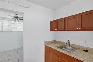 10420 NW 35th Pl, Miami, FL 33147 - Photo 30