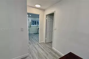 8404 SW 26th St, Davie, FL 33324 - Photo 28