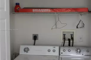 11675 NW 78th Ln, Doral, FL 33178 - Photo 8