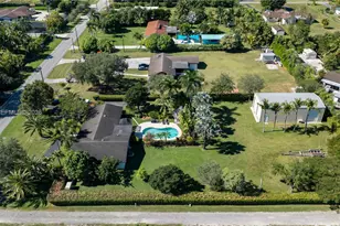 19305 SW 312th St, Homestead, FL 33030 - Photo 2