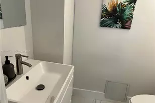 6545 Indian Creek Dr, Miami Beach, FL 33141 - Photo 14