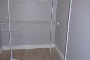 220 Lakeview Dr, Weston, FL 33326 - Photo 6