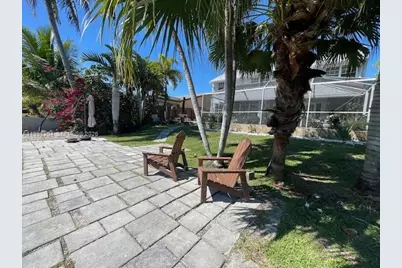 1350 S Fieldlark Ln, Homestead, FL 33035 - Photo 12