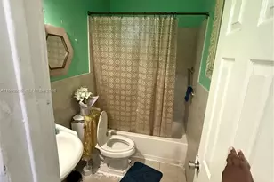 4021 SW 26th St, West Park, FL 33023 - Photo 10