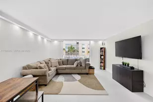 420 NE 12th Ave, Hallandale Beach, FL 33009 - Photo 4