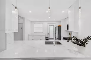 420 NE 12th Ave, Hallandale Beach, FL 33009 - Photo 12