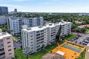 420 NE 12th Ave, Hallandale Beach, FL 33009 - Photo 56