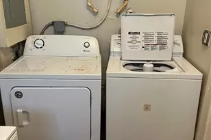 538 W 1st St, Riviera Beach, FL 33404 - Photo 14