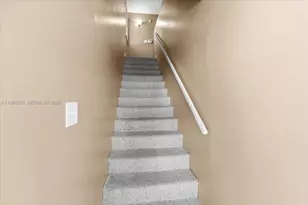 3047 N Oakland Forest Dr, Oakland Park, FL 33309 - Photo 2