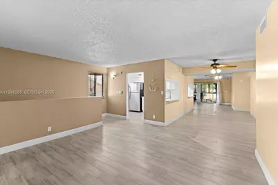 3047 N Oakland Forest Dr #204, Oakland Park, FL 33309 - Photo 6