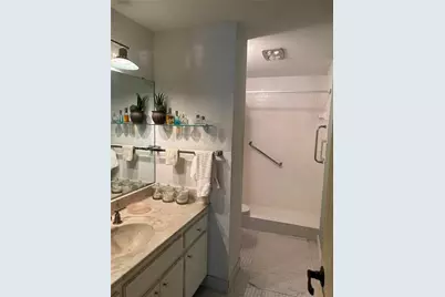 4350 Hillcrest Dr #303, Hollywood, FL 33021 - Photo 14