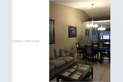 11449 NW 89 Ct, Hialeah Gardens, FL 33018 - Photo 2