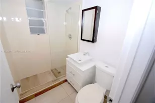 1559 Meridian Ave, Miami Beach, FL 33139 - Photo 6