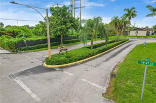 4736 SW 136th Pl, Miami, FL 33175 - Photo 6