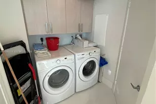 17301 Biscayne Blvd, North Miami Beach, FL 33160 - Photo 14