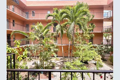 2841 Somerset Dr #215, Lauderdale Lakes, FL 33311 - Photo 12