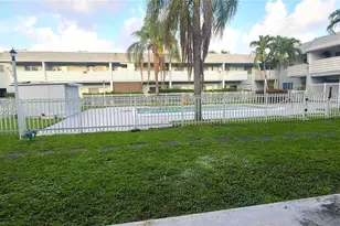 4251 NW 5th St, Plantation, FL 33317 - Photo 8