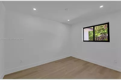 1595 NE 143rd St #1, North Miami, FL 33161 - Photo 12