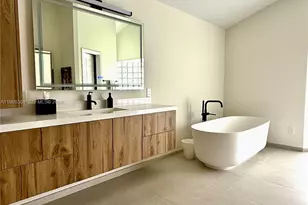 8001 SW 160th St, Palmetto Bay, FL 33157 - Photo 14