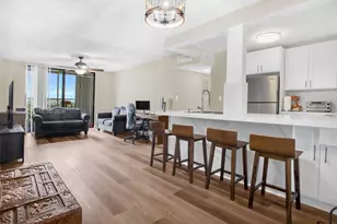 9682 Fontainebleau Blvd, Miami, FL 33172 - Photo 2