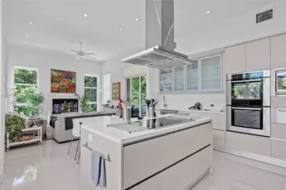 435 Hampton Ln, Key Biscayne, FL 33149 - Photo 28