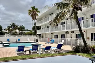 1480 S Ocean Blvd, Lauderdale by the Sea, FL 33062 - Photo 2