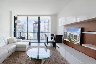 68 SE 6th St, Miami, FL 33131 - Photo 2