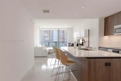 68 SE 6th St #3006, Miami, FL 33131 - Photo 6