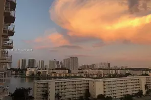 18011 Biscayne Blvd, Aventura, FL 33160 - Photo 2