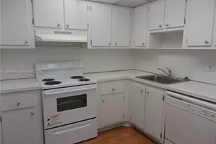 1300 NE Miami Gardens Dr, Miami, FL 33179 - Photo 14