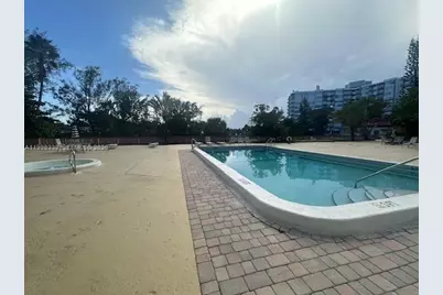 1300 NE Miami Gardens Dr #616E, Miami, FL 33179 - Photo 6