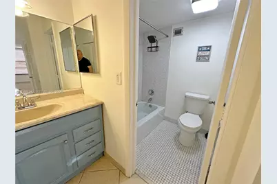 3800 S Ocean Dr #611, Hollywood, FL 33019 - Photo 10